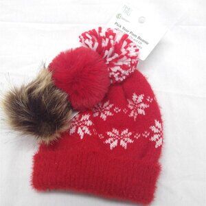 Time and Tru Beanie Pic Your Pom Interchangeable Pompom Faux Fur Accent Snowflak